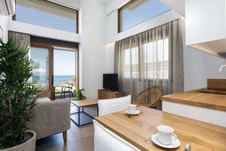North Coast Seaside Suites - 51
