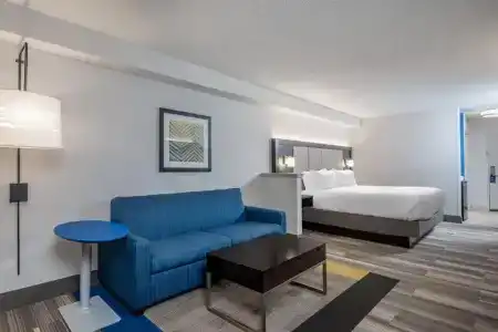 Holiday Inn Express & Suites i-95 & i-20 Civic Ctr, An Ihg - 51