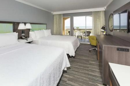 Hampton Inn - 75