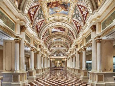 The Venetian® Resort Las Vegas - 19