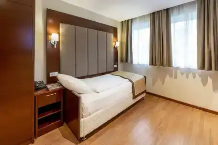 Palast - 46