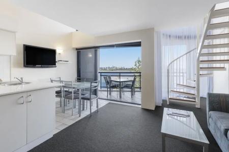 Ramada by Wyndham Golden Beach - 41