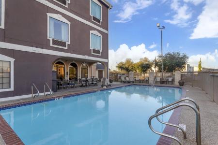 Best Western Plus Heritage Inn - 18