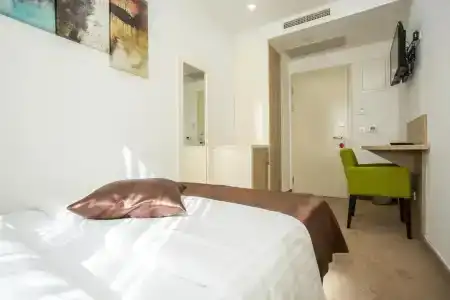 National - 20