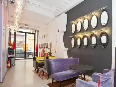 Hôtel du Triangle d'Or - 1