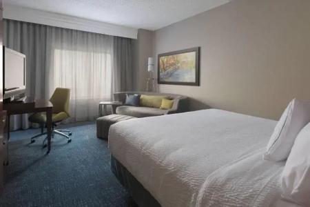 Courtyard by Marriott San Antonio Riverwalk - 53