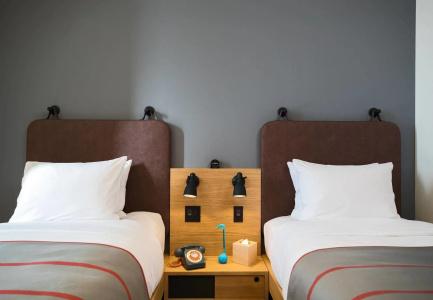 Moxy Osaka Honmachi By Marriott - 6