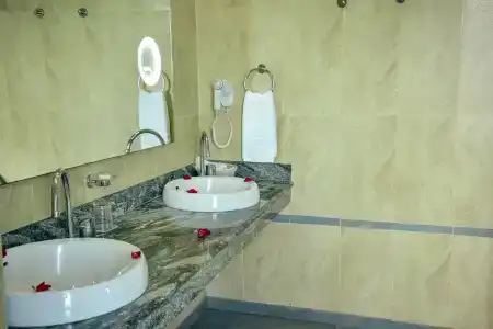 Harbour View Suites - 9