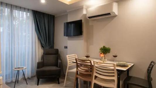Opera Suites Apart - 30