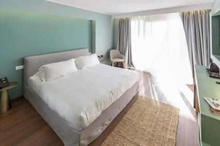 Priam Luxury Resort - 31