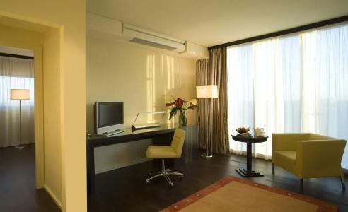 Nh Padova - 10