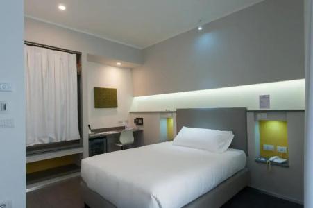 Executive Inn Boutique - 39
