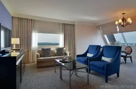 Loews Vanderbilt - 4