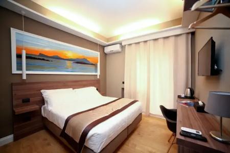 7th Floor Suite - 78