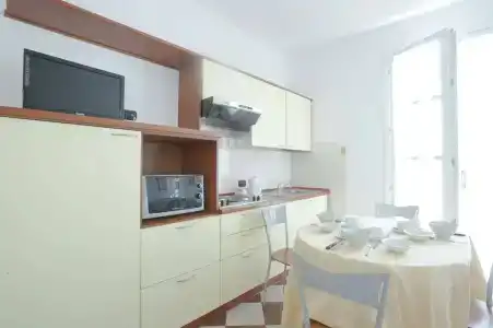Giada - 16