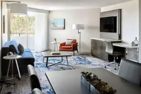 Ventura Beach Marriott - 66