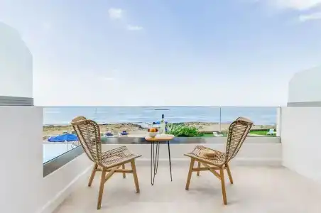 Pyrgos Blue - 76