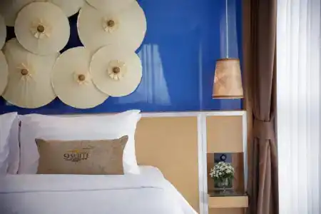 9 Suite Luxury Boutique - 25