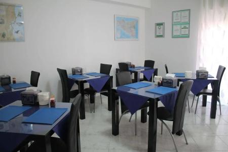 B&B Brezza Marina & Shoreline Restaurant - 12