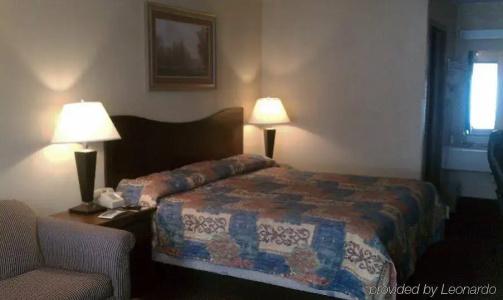 Scottish Inn - 9