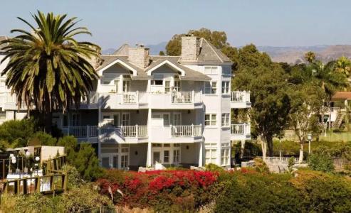 Blue Lantern Inn, a Four Sisters Inn - 9
