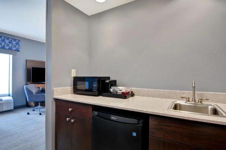 Hampton Inn & Suites/St. Petersburg-Ulmerton Road - 57