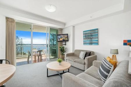 Crystal Bay On The Broadwater - 266