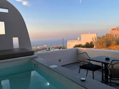 Elements Cozy Suites - 73