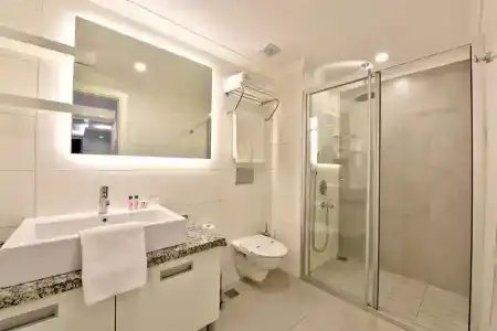 Green Garden Suites - 63
