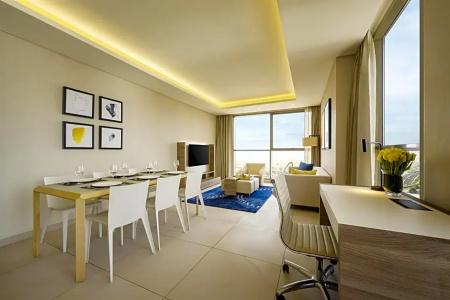 Fraser Suites West Bay - 64