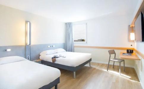 Ibis Budget Fréjus St Raphaël Centre et Plage - 55