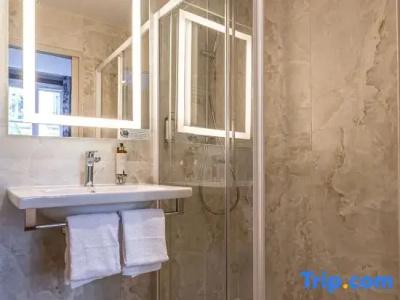 Best Western Montcalm - 51