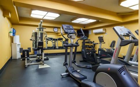 Best Western Plus Suites Downtown - 18