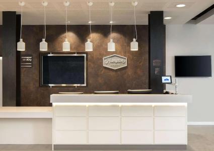 Hampton By Hilton London Docklands - 1