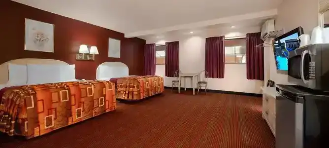 Grand Marquis Waterpark & Suites - 19