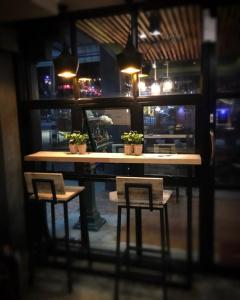 84 Gallery - 16