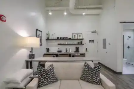Studio 154 Luxury - 185
