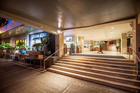 Castle Waikiki Grand - 11