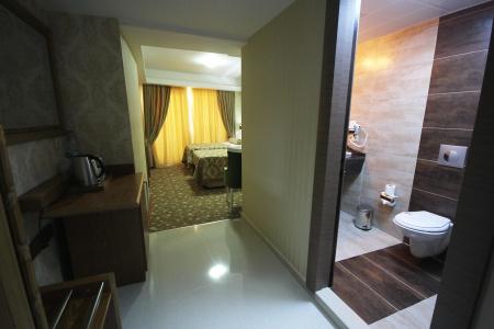 Grand Corner Boutique - 6