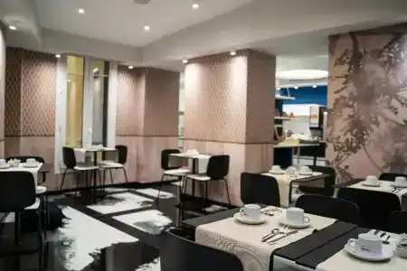 Hôtel Univers - 14