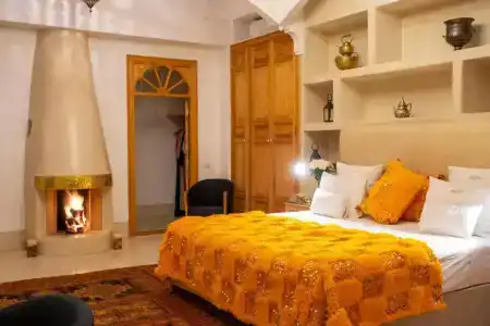 Riad Azahar - 68