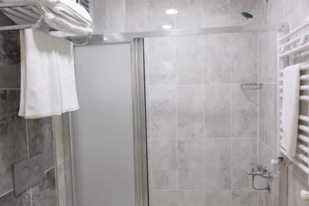 Atam Suites - 210
