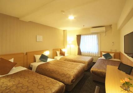 Yokohama Heiwa Plaza - 3