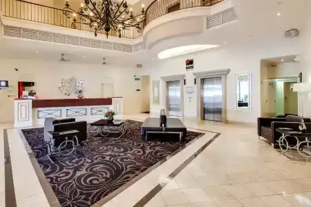 Central Cosmo Apartment - 1