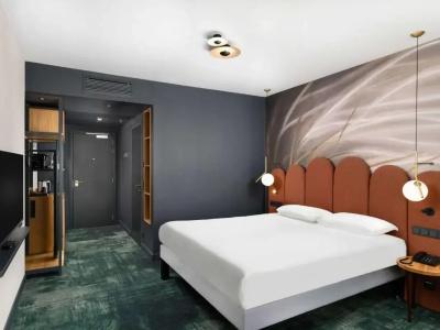 Mercure - 56