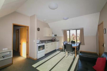 Allan Court - 56