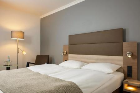Park Inn by Radisson Köln City West - 56