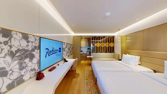 Radisson Blu Grt, Chennai - 85