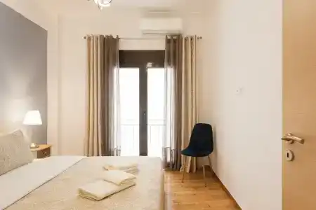 Nicholas Point and Rooms - 114