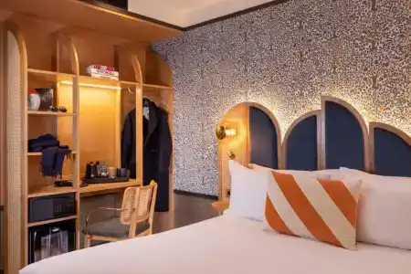 Hôtel Jardin de Cluny - 43